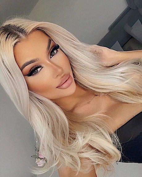 Miss Sinss model hot galleries