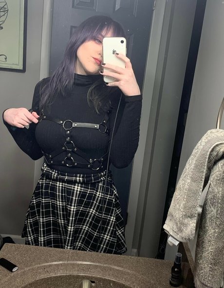 Sadcthulu666 high quality pornstar images