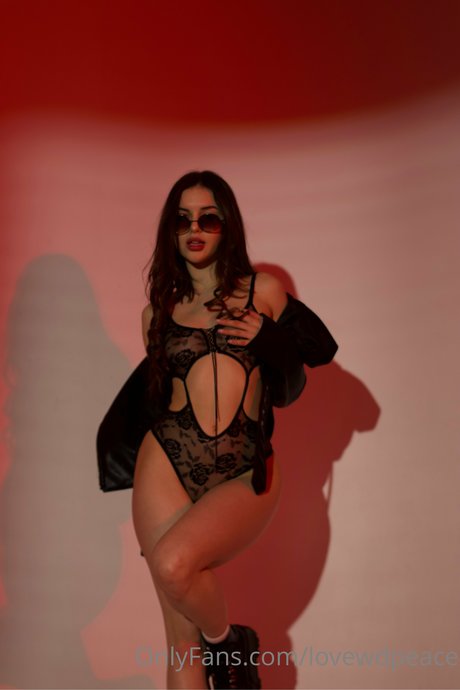 love wd peace free star photo