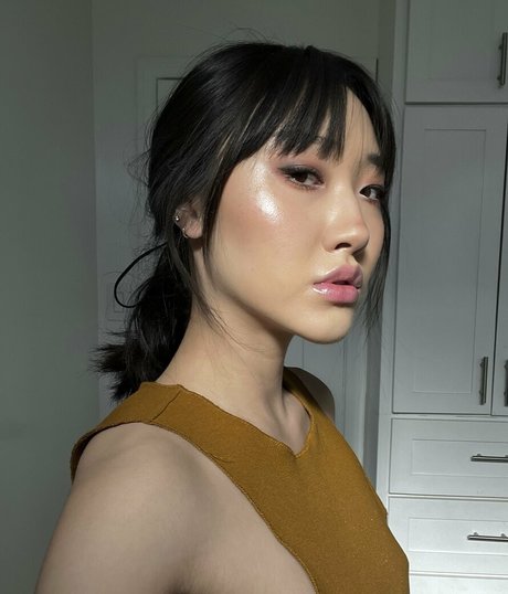 creamclan pretty actress pictures