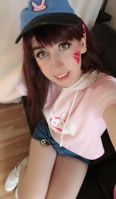 Michi Midnight exclusive star picture