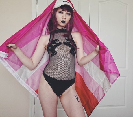 Boogainvillea model erotic images