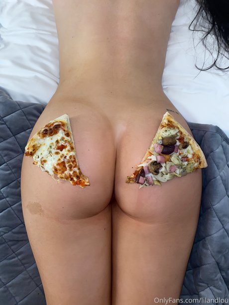 Lili Eastwood free pornstar galleries