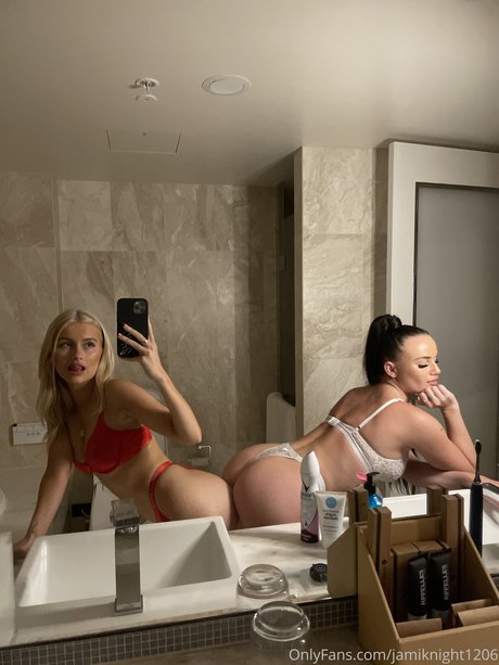 petite skinny onlyfans xxx galleries