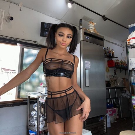 WhoreGore star pictures