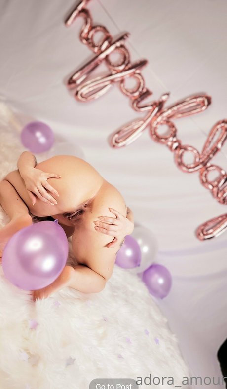 Adora amour top star pic