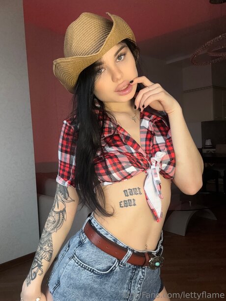 Lettyflame star hot images