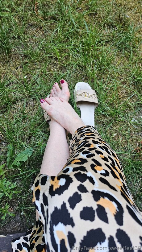 Sweetfeet38 free star img