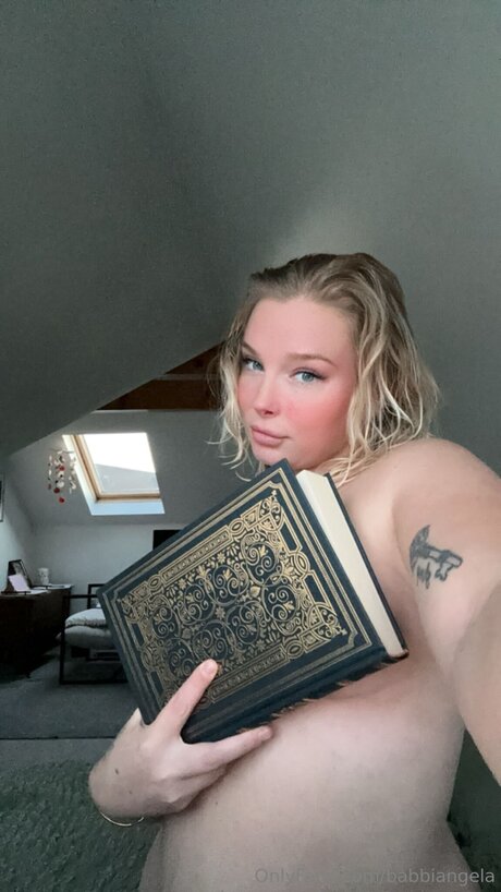 Babbiangela pornstar naked picture