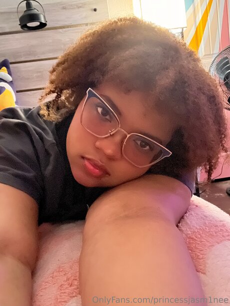 ebony bikini onlyfans top pictures