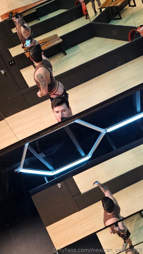 Mexican Vanilla619 naked actress gallery