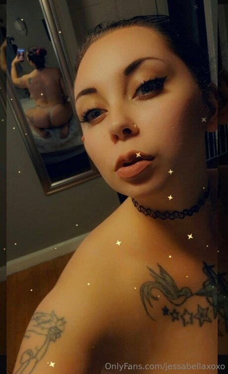 Jessabellaxoxo model nude pic
