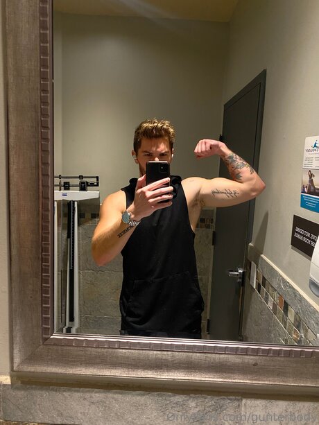 Gunterbody star hot pic