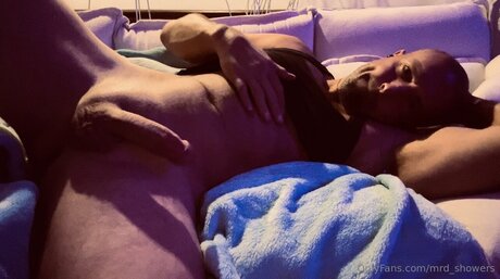 Mrd Showers exclusive star img