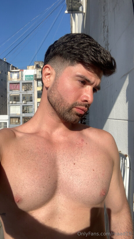 Maad10 sexy model image