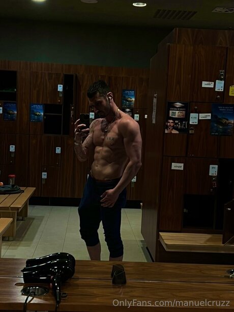 Manuelcruzz star nudes gallery