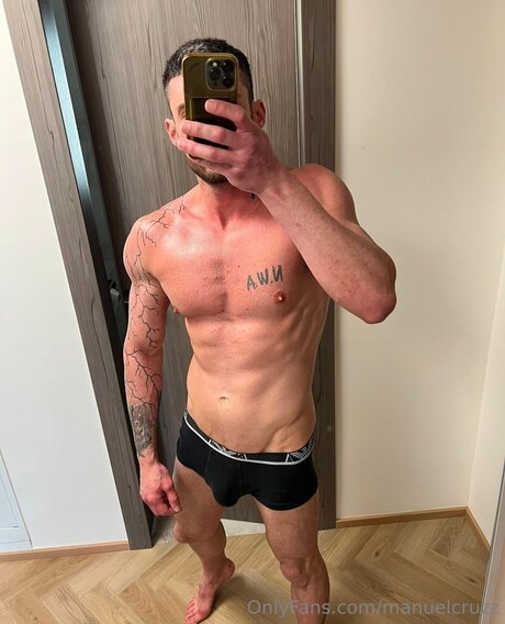 Manuelcruzz star nude galleries