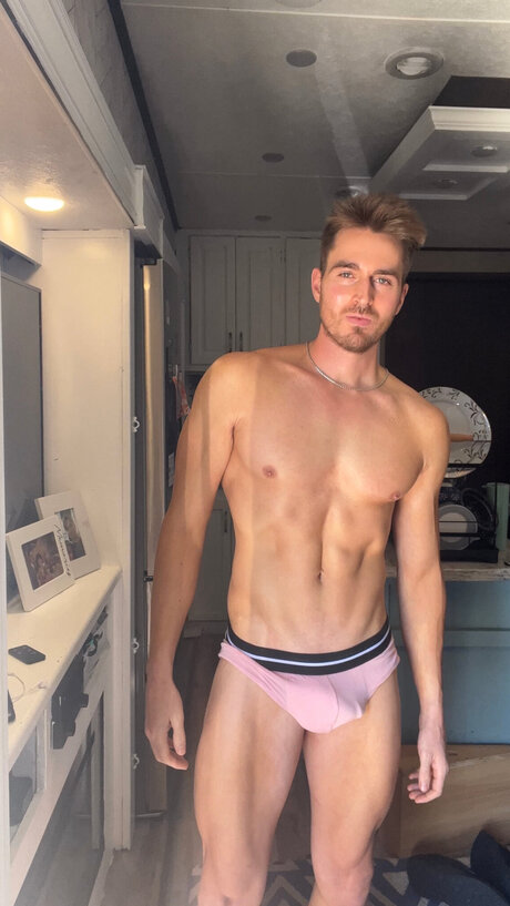 Alejandroxxx27 model nudes pics