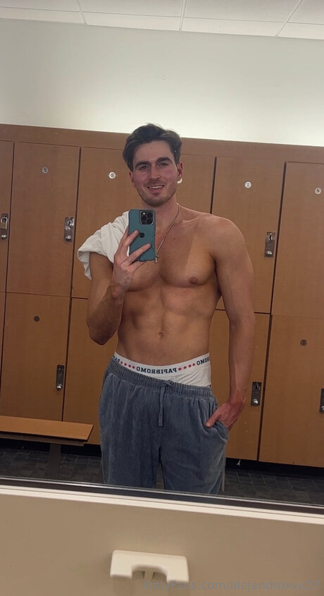 Alejandroxxx27 model gallery