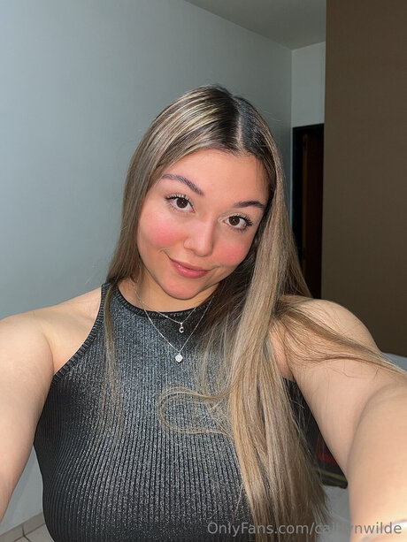 Caitlynwilde model art pic