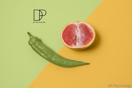 Dr Sexology hot model img