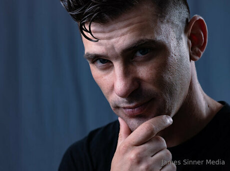 James Sinnerxxx art model pic