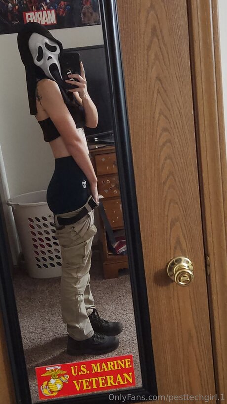 Pesttechgirl 1 high quality model img