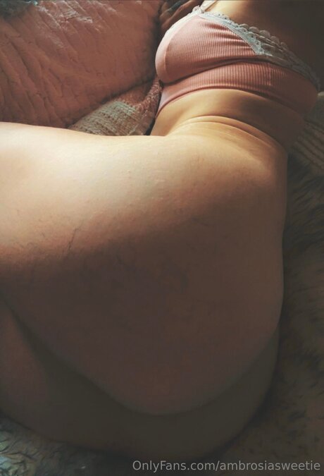 Ambrosiasweetie erotic star picture