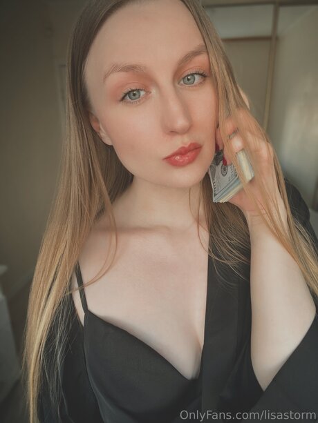 Lisastorm pornstar top picture