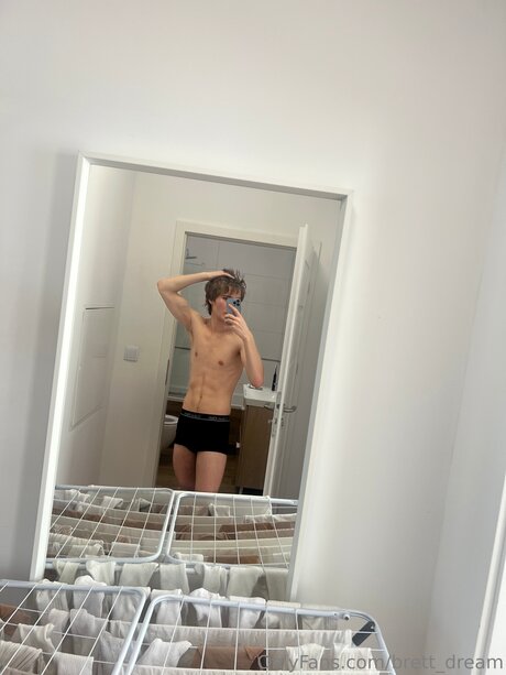 Brett Dream nudes model archive