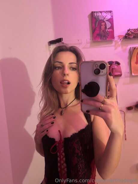 Cutesmartnudegirl sex pornstar pic