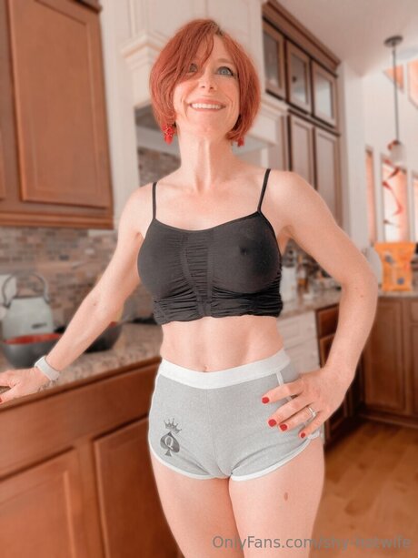 Shy Hotwife model pics