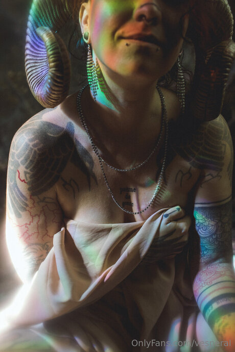 Vesperal sexy star pics