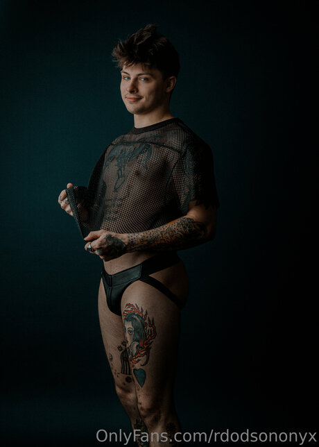 Rdodsononyx star sex picture