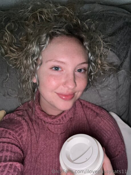 Ilovepussycats111 star adult pics