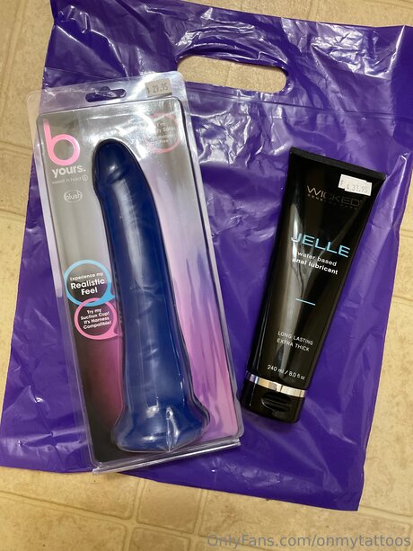 Onmytattoos naked actress images