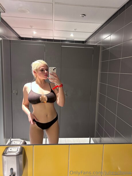 Julieschone hot actress pics