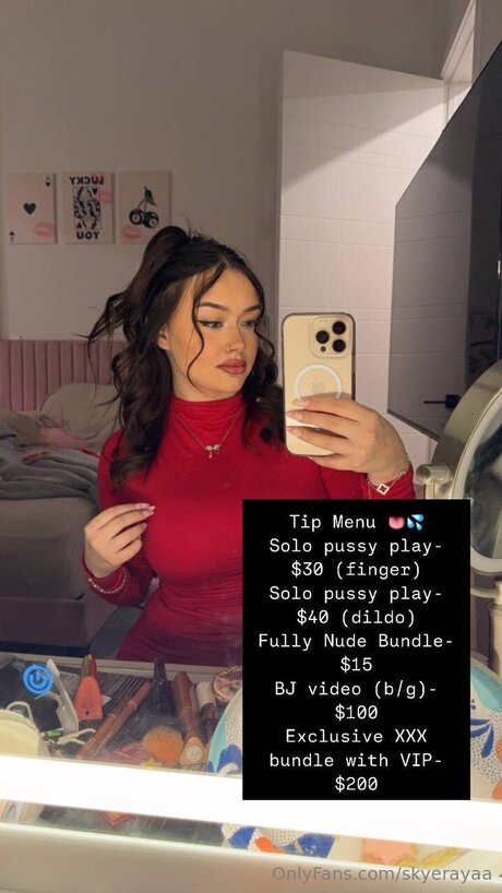 Skyerayaa sexy actress image