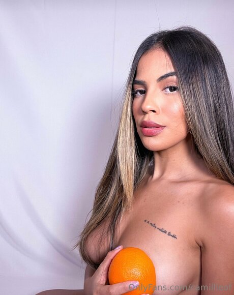 Camillleoff star porn photo