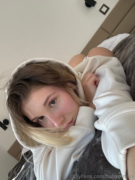 Babyemilyx nudes pornstar picture