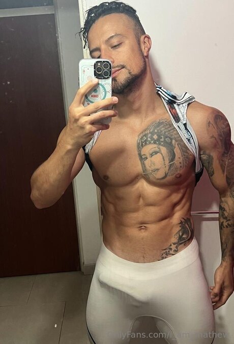 I Am Mathew pornstar pretty photos