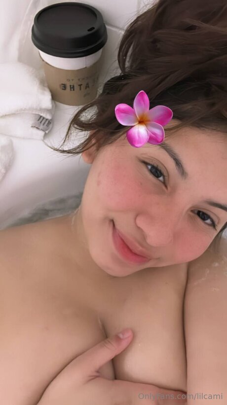 Lilcami sexy star picture