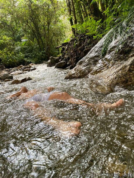 Gabo Sano1 actress gallery