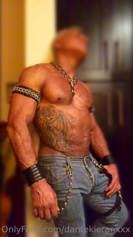 Dantekieranxxx star porn picture