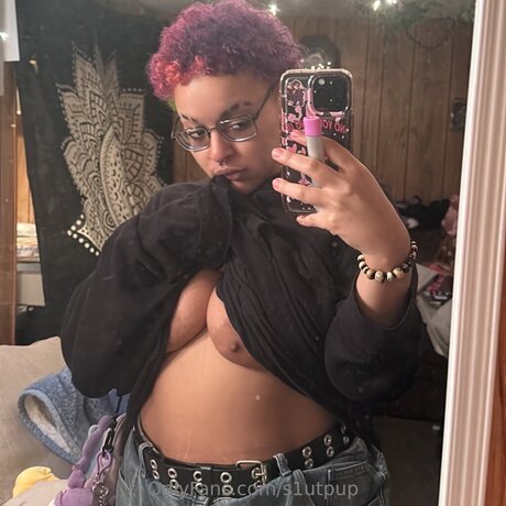 S1utpup free pornstar photos
