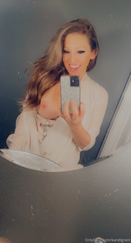 Kandigrant hot actress images