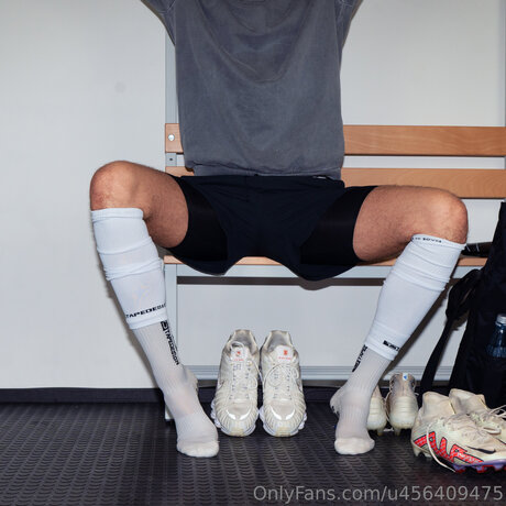 Paulforallsports model nude pics