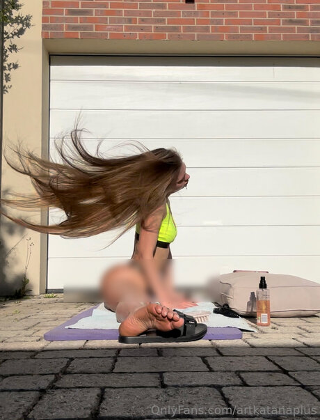 Artkatanaplus naked model gallery