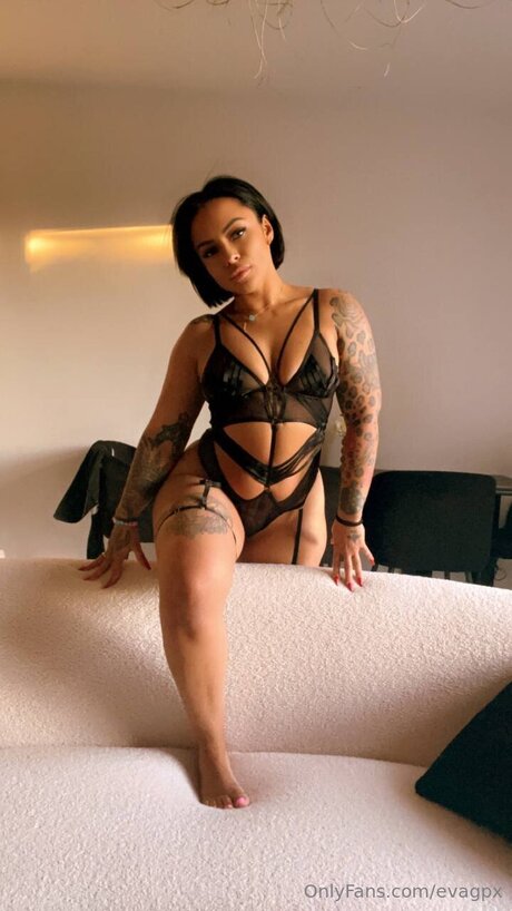 Evagpx model hot pics