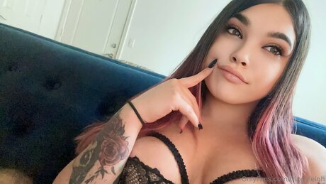 Trippyleigh art actress archive